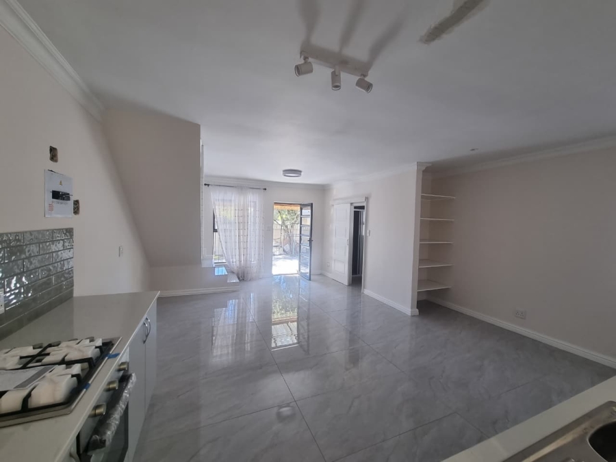 To Let 2 Bedroom Property for Rent in Rondebosch East Western Cape